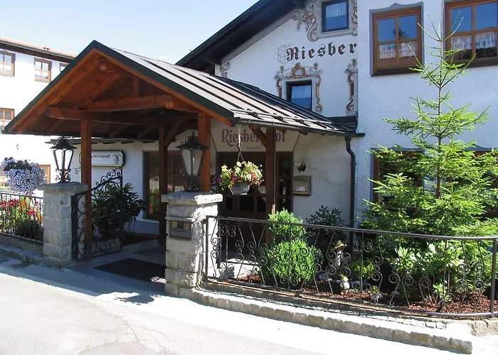 Hotel Riesberghof 3*
